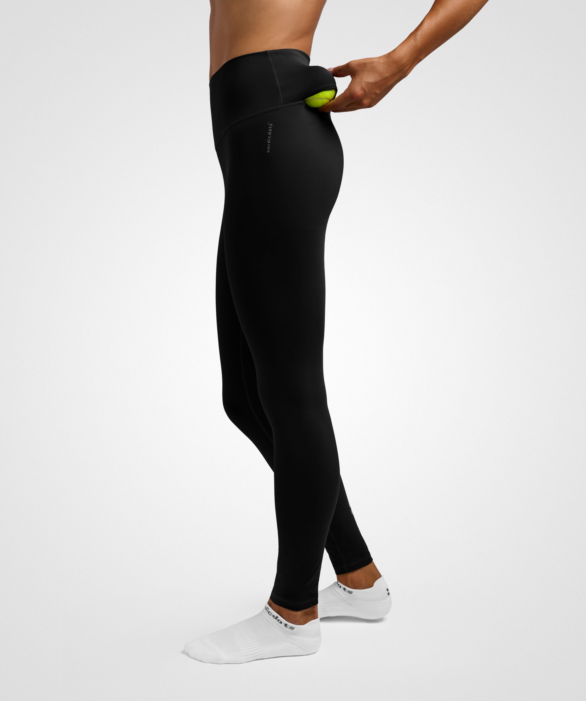 nordicdots smart leggings black tennis padel women outfit nordicdots.com